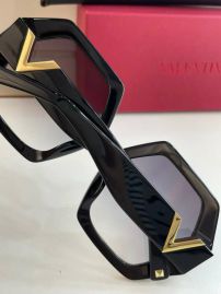 Picture of Valentino Sunglasses _SKUfw52367633fw